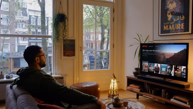 IPTV for Moroccans in France — Paris, French and Arabic channels